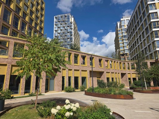 Продам трехкомнатную (3-комн.) квартиру, Мустая Карима ул, 12к3, Москва г