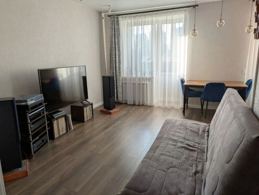 Продам трехкомнатную (3-комн.) квартиру, Шумелева ул, 14, Йошкар-Ола г