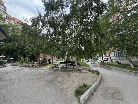 Продам двухкомнатную (2-комн.) квартиру, Чернышевского ул, 274, Нальчик г