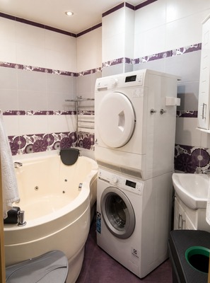 Продам двухкомнатную (2-комн.) квартиру, Королёва пр-кт, 65, Санкт-Петербург г