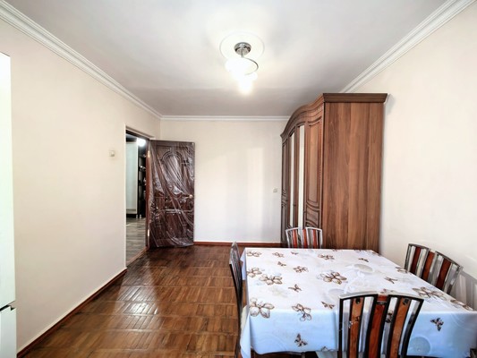 Продам трехкомнатную (3-комн.) квартиру, Тарчокова А.Б. ул, 85, Нарткала г