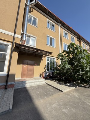 Продам однокомнатную (1-комн.) квартиру, Олимпийский б-р, 1, Баксан г