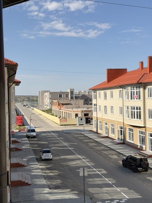 Продам однокомнатную (1-комн.) квартиру, Олимпийский б-р, 1, Баксан г