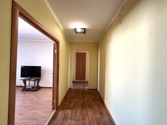 Продам многокомнатную квартиру, Весны ул, 5, Красноярск г