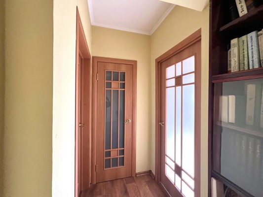Продам многокомнатную квартиру, Весны ул, 5, Красноярск г