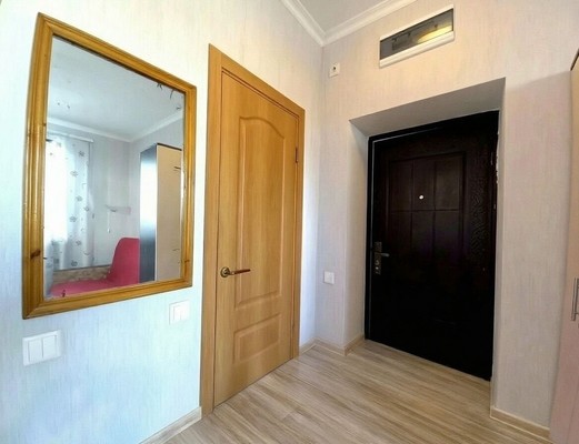 Продам однокомнатную (1-комн.) квартиру, Шишкина ул, 1к81, Ростов-на-Дону г