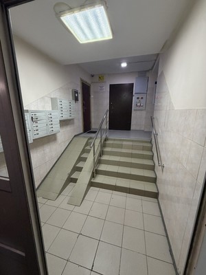 Продам однокомнатную (1-комн.) квартиру, Ореховый б-р, 39к2, Москва г