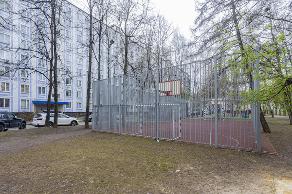 Продам однокомнатную (1-комн.) квартиру, Ореховый б-р, 39к2, Москва г