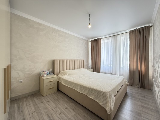 Продам двухкомнатную (2-комн.) квартиру, Кабардинская ул, 222к4, Нальчик г