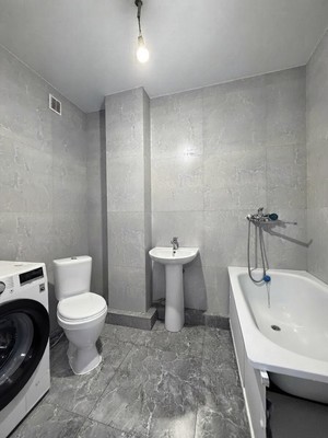 Продам двухкомнатную (2-комн.) квартиру, Кабардинская ул, 222к4, Нальчик г