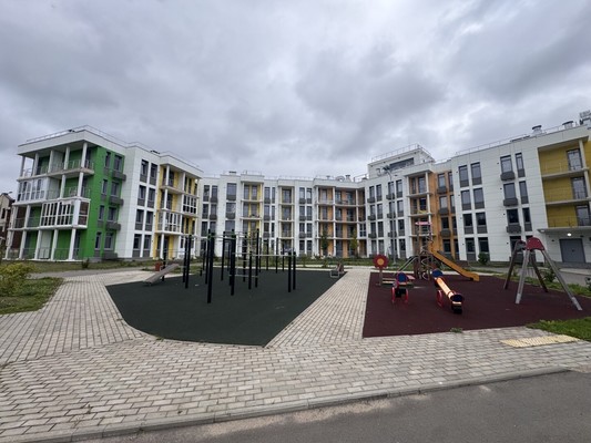 Продам двухкомнатную (2-комн.) квартиру, Ирландская ул, 4к1, Раево д