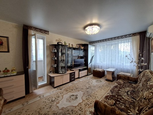 Продам однокомнатную (1-комн.) квартиру, Строителей пр-кт, 8в, Волгодонск г