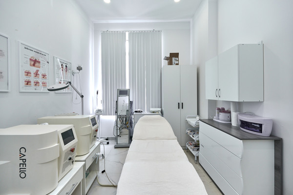 Продам салон красоты 105 м2, Остафьевское ш, 14к4, Щербинка г