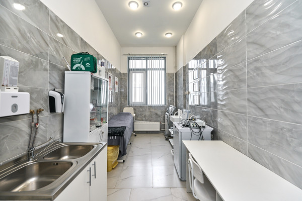 Продам салон красоты 105 м2, Остафьевское ш, 14к4, Щербинка г