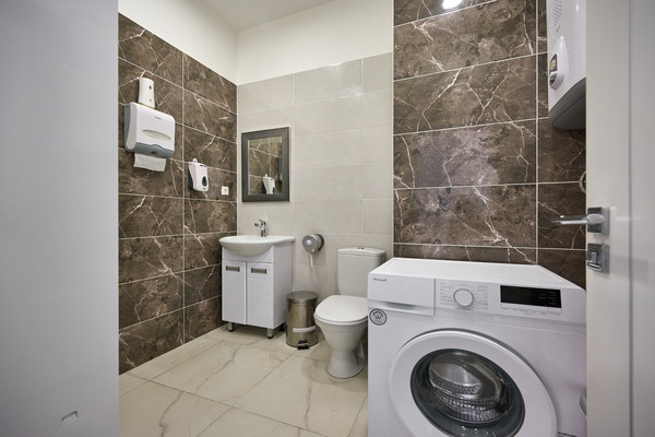 Продам салон красоты 105 м2, Остафьевское ш, 14к4, Щербинка г