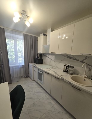 Продам двухкомнатную (2-комн.) квартиру, 2-я Краснодарская ул, 149/5, Ростов-на-Дону г