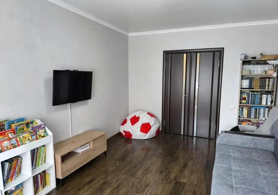 Продам двухкомнатную (2-комн.) квартиру, Зорге ул, 27/4, Ростов-на-Дону г