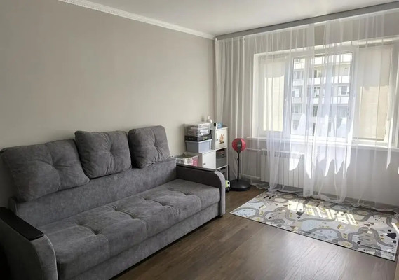 Продам двухкомнатную (2-комн.) квартиру, Зорге ул, 27/4, Ростов-на-Дону г