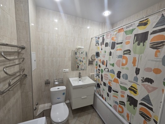 Продам однокомнатную (1-комн.) квартиру, Еременко ул, 100/70, Ростов-на-Дону г