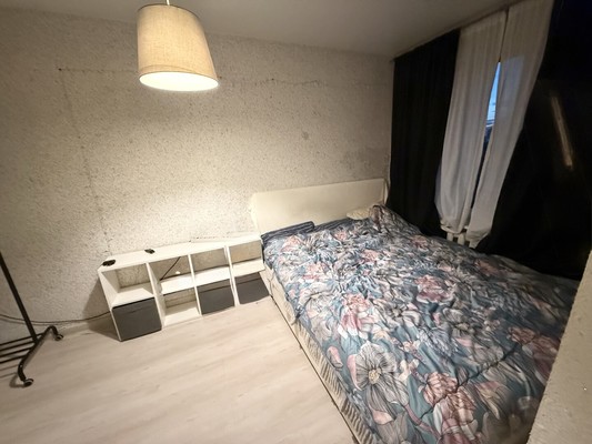 Продам двухкомнатную (2-комн.) квартиру, Есенинский б-р, 3, Москва г