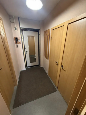 Продам однокомнатную (1-комн.) квартиру, Волжский б-р, 13к1, Москва г