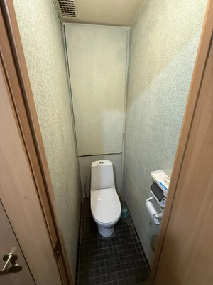 Продам однокомнатную (1-комн.) квартиру, Волжский б-р, 13к1, Москва г