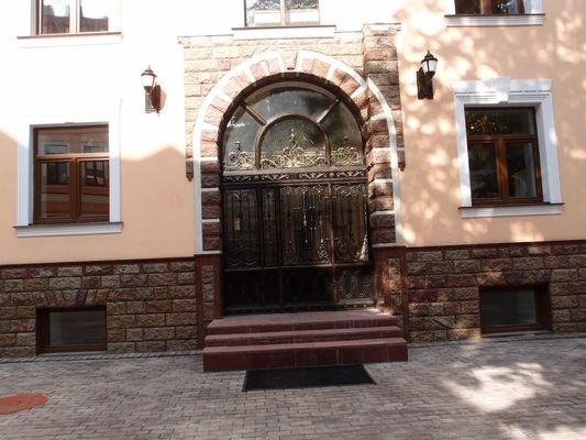 Сдам офисное помещение 254 м2, 1-й Колобовский пер, 19 2, Москва г