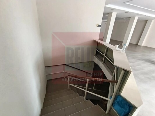 Сдам коммерческое помещение 244,7 м2, Ленинский пр-кт, 27-31, Калининград г