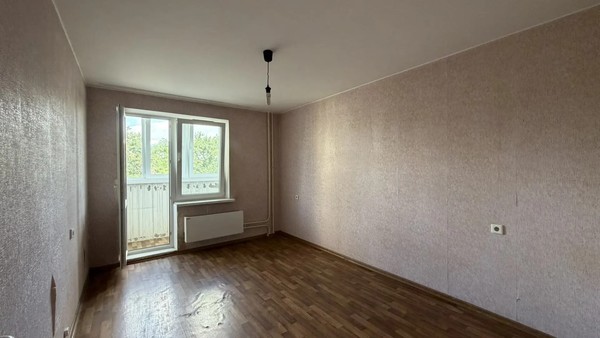 Продам трехкомнатную (3-комн.) квартиру, им. Героя Аверкиева А.А. ул, 14, Краснодар г