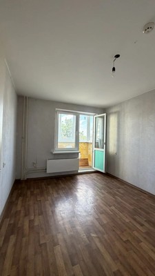 Продам трехкомнатную (3-комн.) квартиру, им. Героя Аверкиева А.А. ул, 14, Краснодар г