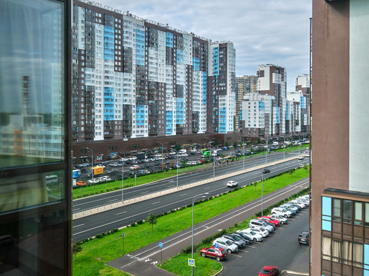 Продам двухкомнатную (2-комн.) квартиру, Комендантский пр-кт, 67, Санкт-Петербург г