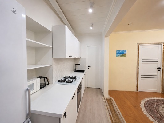 Продам трехкомнатную (3-комн.) квартиру, Обороны ул, 85, Ростов-на-Дону г