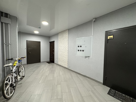 Продам двухкомнатную (2-комн.) квартиру, Тлостанова ул, 32, Нальчик г