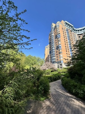Продам двухкомнатную (2-комн.) квартиру, Вернадского пр-кт, 92, Москва г