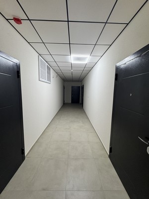 Продам трехкомнатную (3-комн.) квартиру, Александра Суворова пр-кт, 25к, Симферополь г