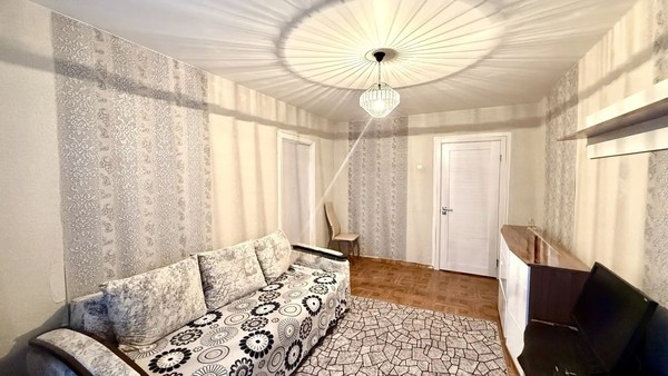 Продам двухкомнатную (2-комн.) квартиру, Крымских Партизан ул, 23, Симферополь г