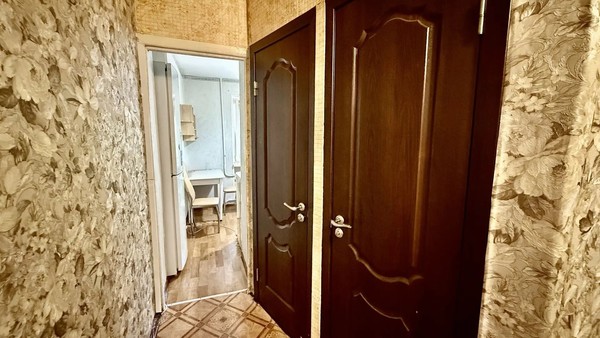 Продам двухкомнатную (2-комн.) квартиру, Крымских Партизан ул, 23, Симферополь г