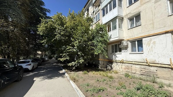 Продам двухкомнатную (2-комн.) квартиру, Крымских Партизан ул, 23, Симферополь г