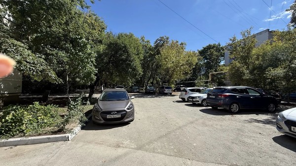 Продам двухкомнатную (2-комн.) квартиру, Крымских Партизан ул, 23, Симферополь г