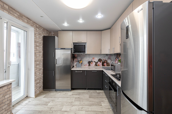 Продам трехкомнатную (3-комн.) квартиру, Сирина ул, 68кБ, Ханты-Мансийск г