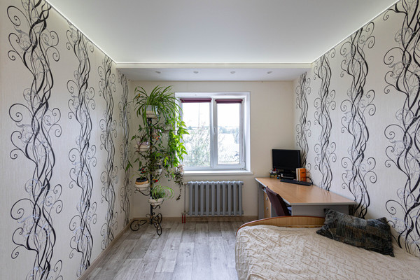 Продам трехкомнатную (3-комн.) квартиру, Сирина ул, 68кБ, Ханты-Мансийск г