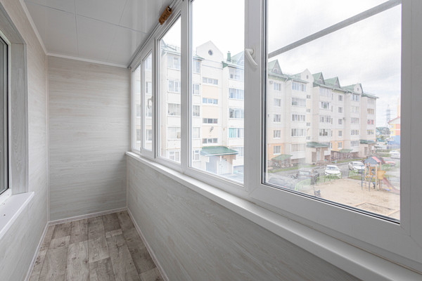 Продам трехкомнатную (3-комн.) квартиру, Сирина ул, 68кБ, Ханты-Мансийск г