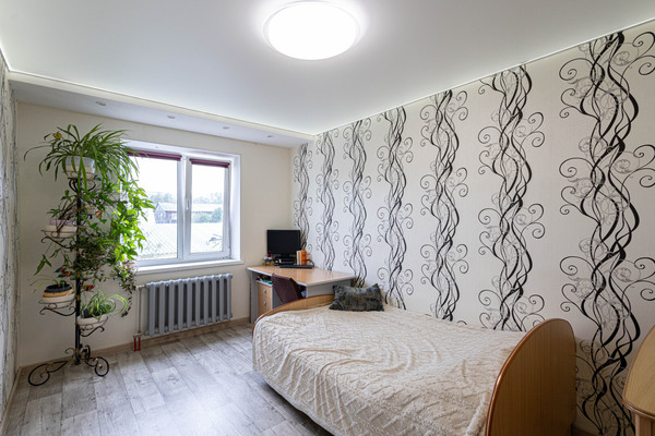 Продам трехкомнатную (3-комн.) квартиру, Сирина ул, 68кБ, Ханты-Мансийск г