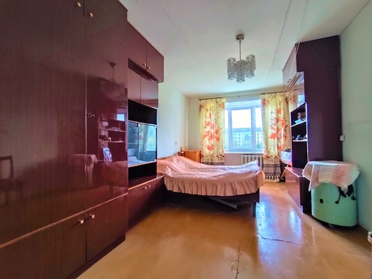 Продам двухкомнатную (2-комн.) квартиру, Чайковского ул, 104А, Нижний Тагил г