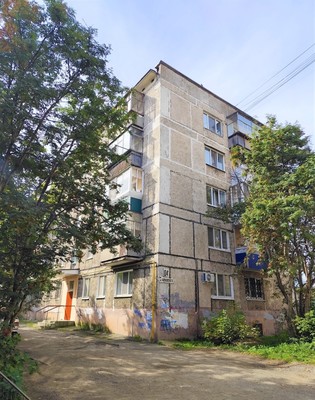 Продам двухкомнатную (2-комн.) квартиру, Чайковского ул, 104А, Нижний Тагил г