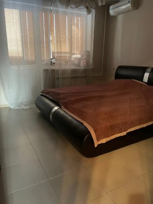 Продам трехкомнатную (3-комн.) квартиру, Лесгафта ул, 3, Казань г