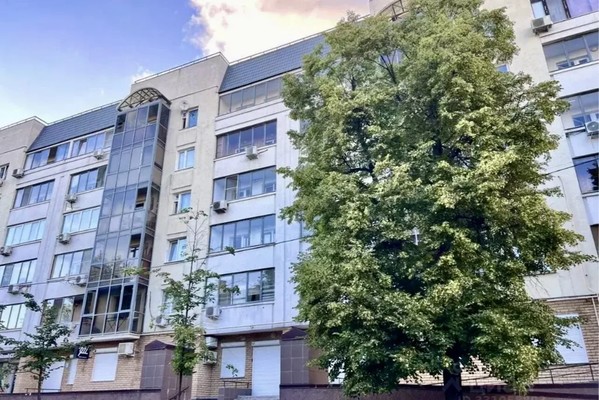 Продам трехкомнатную (3-комн.) квартиру, Лесгафта ул, 3, Казань г
