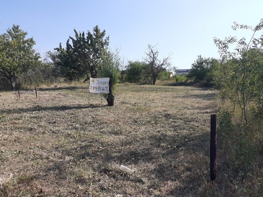 Продам участок 10 соток, Фермерское хоз., Медик снт, Лозовое с, 0 км от города