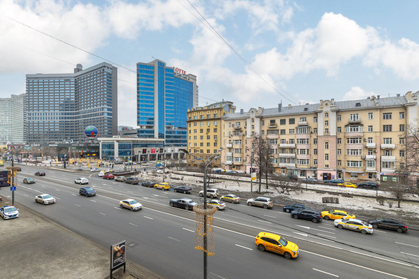 Продам трехкомнатную (3-комн.) квартиру, Новый Арбат ул, 30/9, Москва г