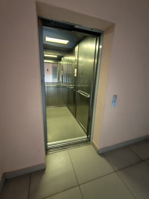 Продам двухкомнатную (2-комн.) квартиру, Первомайская ул, 121а, Сыктывкар г